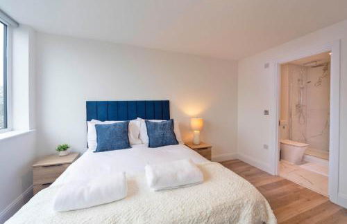 Bright 2BR Apartment at Trinity Point - Foto 16