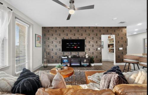 Luxury 2BR Cedr Sprgs area with Parking, Pool, Gym - Foto 7