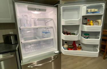 Freshly Renovated Family Home with Game Room, AC, King Bed, Luxury Bathroom - Foto 39