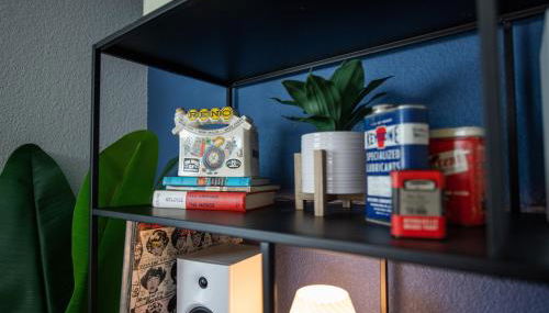 The Yellow Door Denver - Mid Century Design & Comfort - Foto 4