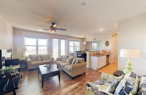 Pointe West Retreat Unit 302 - Photo 1