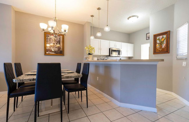 Beautiful Townhome Near Theme Parks - Foto 27