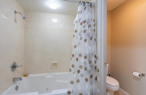 2BR Penthouse Condo - 2 Pools - Close to the Strip - Stairs Required - FREE TICKETS INCLUDED - FHC-24 - Foto 24