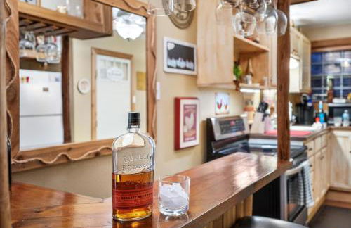 Barndominium with Farm and Firepit near Lake Georgetown - Foto 7