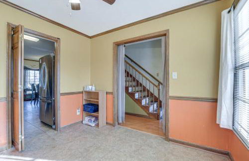 Lovely Fayetteville Home Deck and Fireplace! - Foto 12