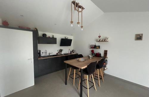 Charmante Maison Rénovée Proche Plage et Forêt avec Jardin - FR-1-652-57 - Foto 28