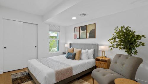 Chic Uptown Phoenix Home - Pool Table & Perfect Location - Foto 3