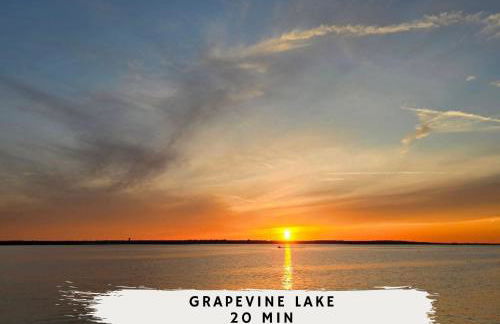 Parisian-Inspired 5-BD w Pool Playground Cinema - Foto 56