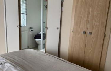 Static Caravan on the Jurassic Coast at Freshwater Beach Holiday Park - Photo 22