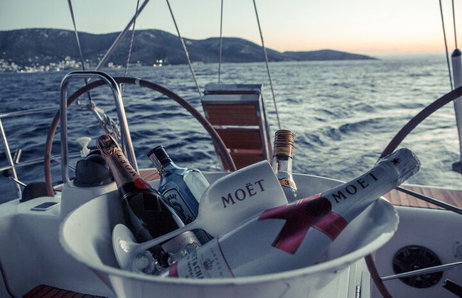 Pequeno grupo, nadar em Rhenia, ver o pôr do sol fm LVenice, freetrans - Foto 11