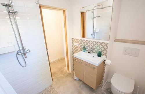 Villa with pool near the beach in Cala San Vicente by Renthousing - Photo 27