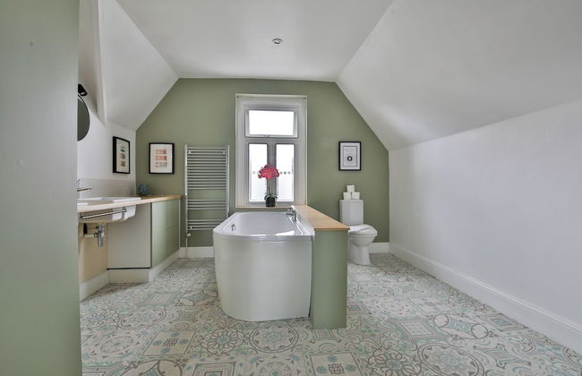 4 Bed House with Pool Table & Parking - Foto 64