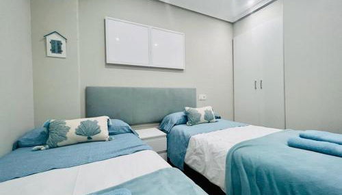 Apartamento adosado con terraza en Playa América, Nigrán - Foto 5