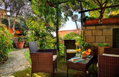 GOCCE VILLAS - Villa de Flores Country Style Villa With Pool - Photo 55