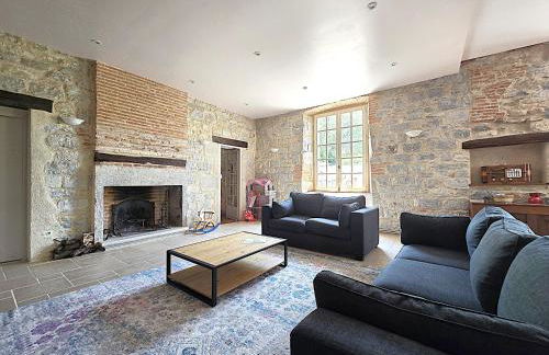 Magnifique villa en pierres au cœur de Saint Antonin Noble Val - Piscine et jardin privés -10 personnes - Foto 29