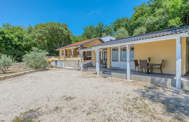 Exotic Holiday Home in Tribanj-Krušćica near Sea - Foto 1