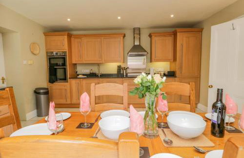 Crow's Nest - Photo 13