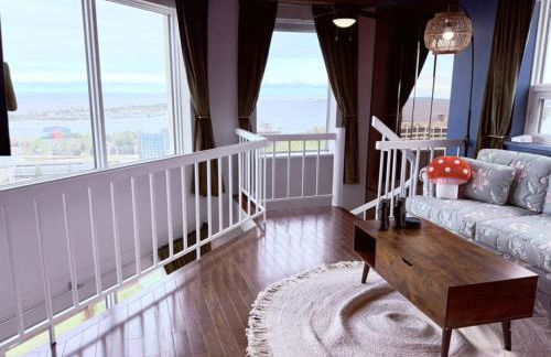 Cozy Panoramic Lake and Lift Bridge Views - Foto 10