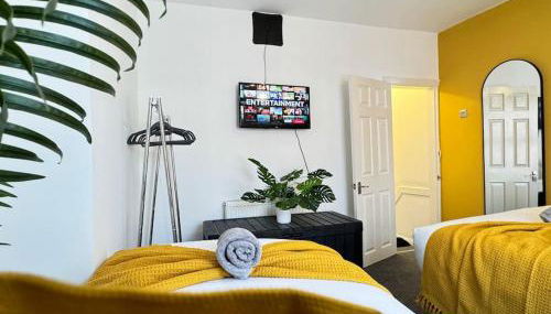 TV in Every Room Free Parking - Foto 3