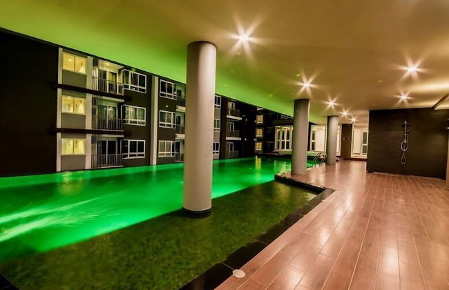 The Violin Sriracha - Photo 28