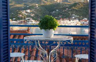 Poros Home - Photo 1