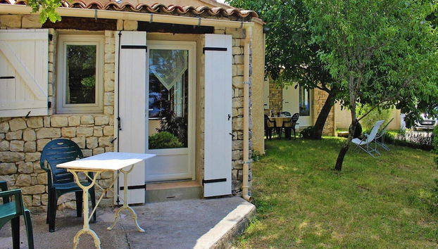 Holiday Home in Revest With Garden - Foto 2, Recepción