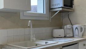 Insolite : Gîte Namaste à 500m à pied du Zoo de Beauval - Photo 3, stove, toaster, minibar