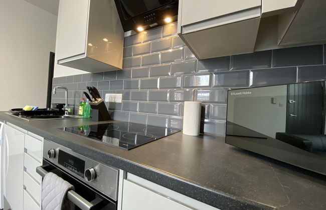 StayCrewe Apartments - Photo 12