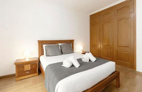 Casa das Grutas - Spacious villa with private parking - Photo 36