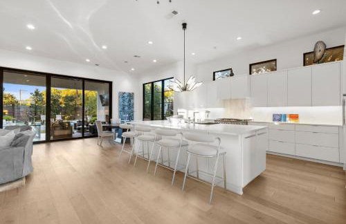 NEW! Luxury Pool Retreat & Casita in Midway Hollow - Foto 24