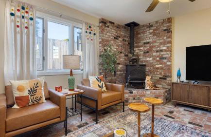 Coastal Retreat with Hot Tub Ocean Views Backyard Fun Newport Oasis by AvantStay - Foto 16