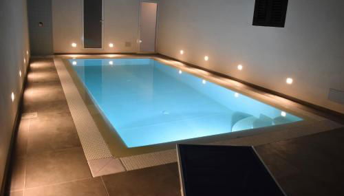 Santa Barbara House - Photo 1