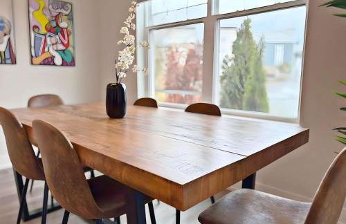 4BR Townhouse with Lake View & Parking - Sleeps 10 - WV rep 3 - Foto 20