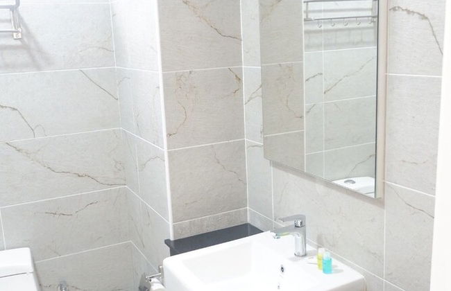 Pinnacle Tower - Photo 18