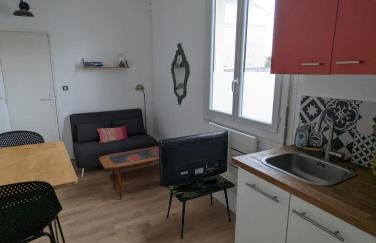 Maisonnette avec petite cour - Foto 14