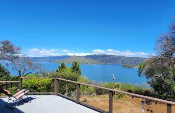 Lake View Home Community Pool in Riviera Heights - Foto 7