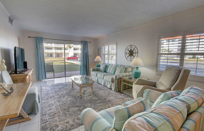 319 El Matador 2 Bedroom Condo by RedAwning - Photo 12