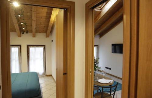 Midnight blues for 3 people near the airport - Foto 53