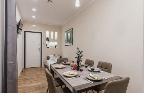 The Best Rent - Modern three-bedroom apartment a few steps from the Colosseum - Foto 9