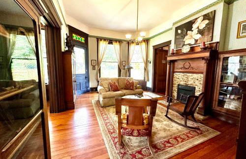 The Kate Shepard House - Photo 9