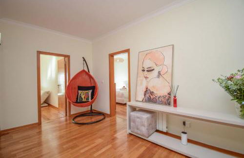 Spacious 4-Bedroom Villa with Private Heated Pool in Quinta da Beloura Sintra Ideal for Families & Long Stays - Foto 35