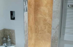 Queensgate Holiday Apartment , Beverley with parking - Photo 8