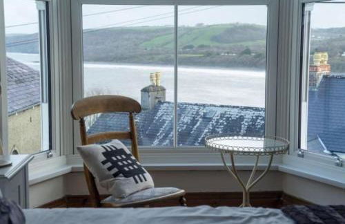 Rhianfa 4 bedroom house minutes walk from the beach - Photo 40