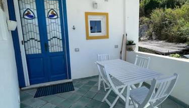Marbnb Appartamenti Ponza Centro porto Casa Luisa - Foto 3