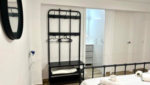 Modern and central independent apartment - Photo 2