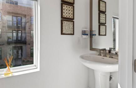 Rooftop Living in Central Austin Near UT Dining Music Concordia Retreat by AvantStay - Foto 38