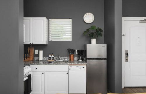 Chic East Nash Condo - Walk to Restaurants Bars and Music - Foto 17