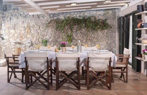 Villa Helidona With Private Pool - Photo 38