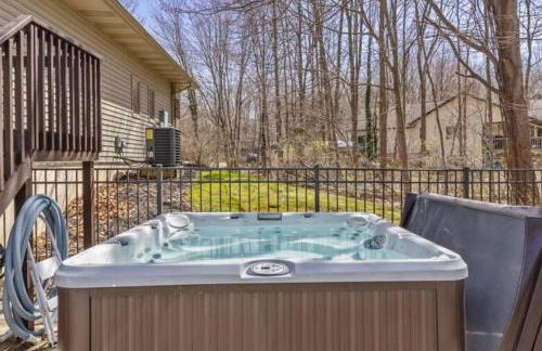 Brand New Getaway with Pool, Theater and Game Room - Foto 11