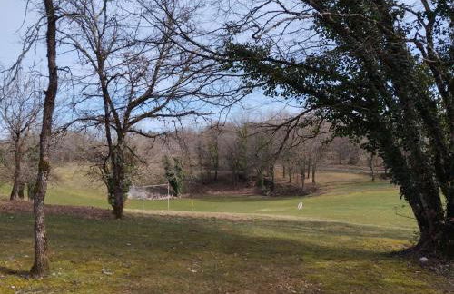 Chalet cosy au vert pour 6 avec piscine et Wi-Fi, proche Souillac - FR-1-828-3 - Foto 31